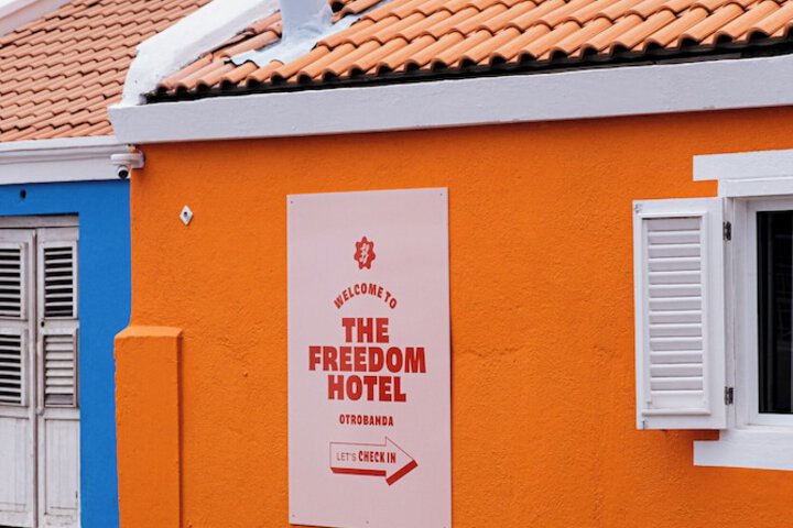 Hotel 80 of 82
