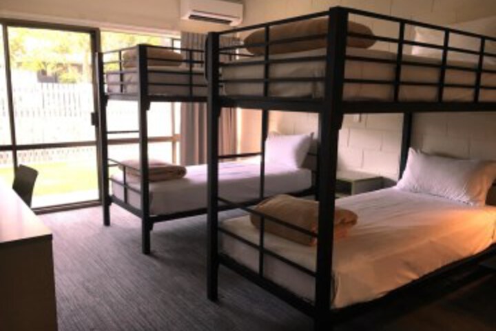 Room 18 of 66