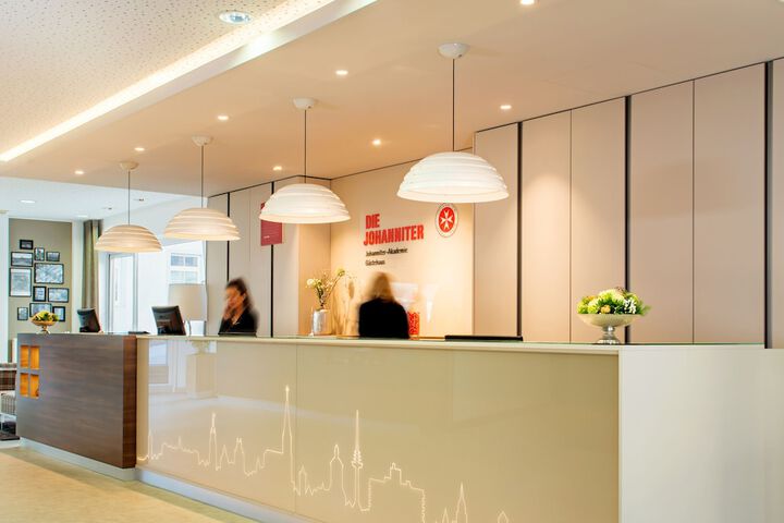 Check-in/check-out kiosk