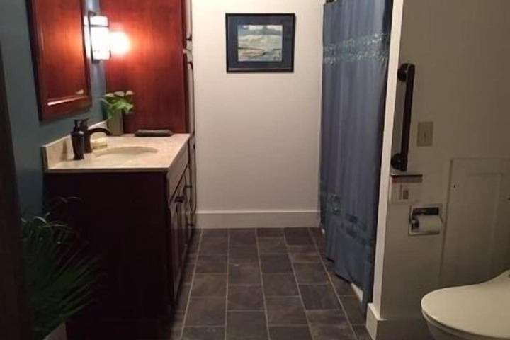 Room 19 of 33