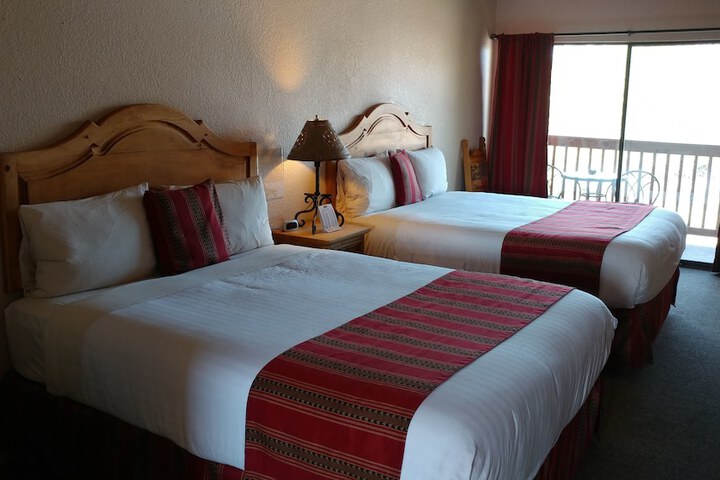 Room 14 of 74