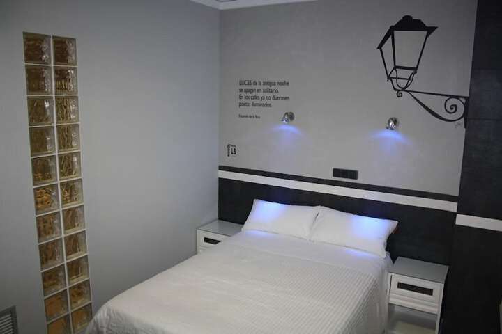 Room 13 of 66