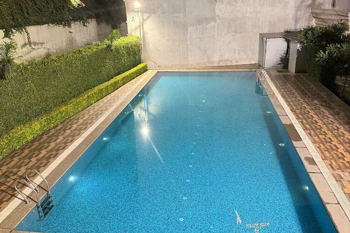 Pool 26 of 54