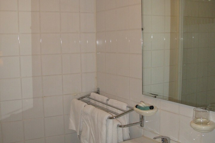 Room 20 of 32