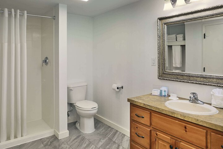 Bathroom shower