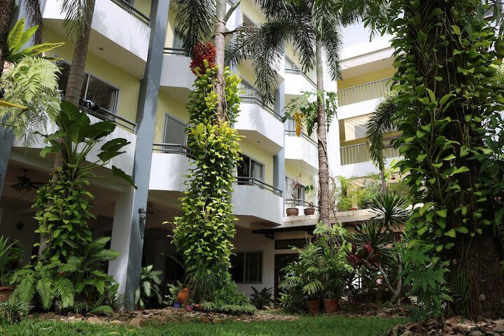 Hotel Exterior 38 of 42