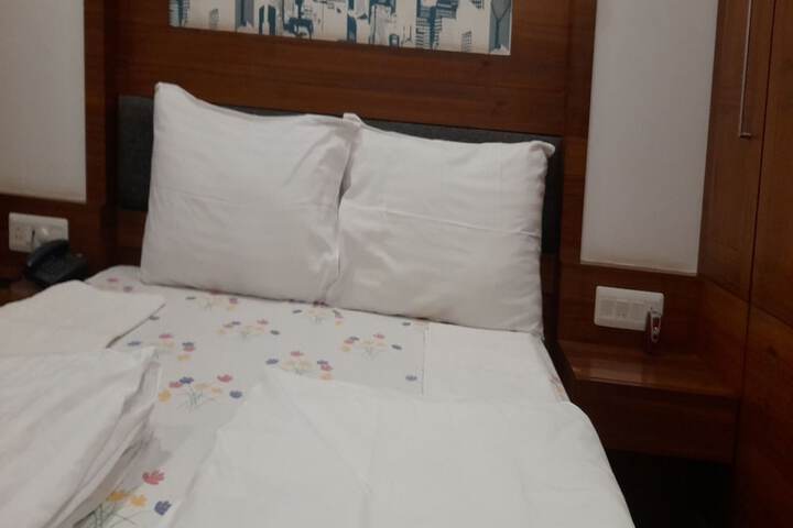 Room 48 of 171