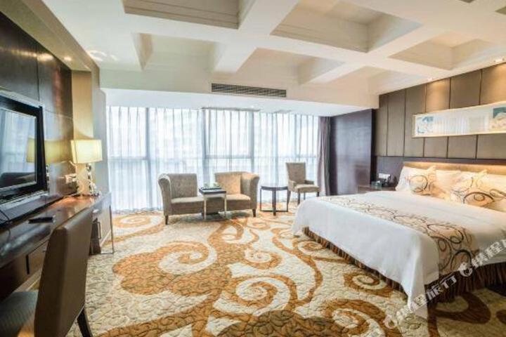 jincheng Hotel