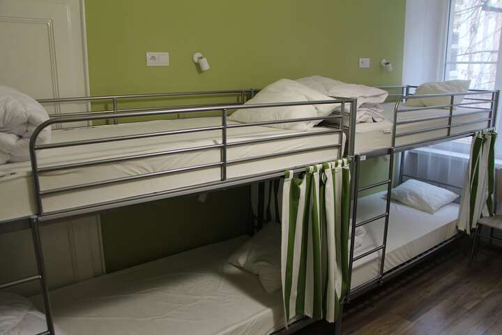 Room 50 of 159