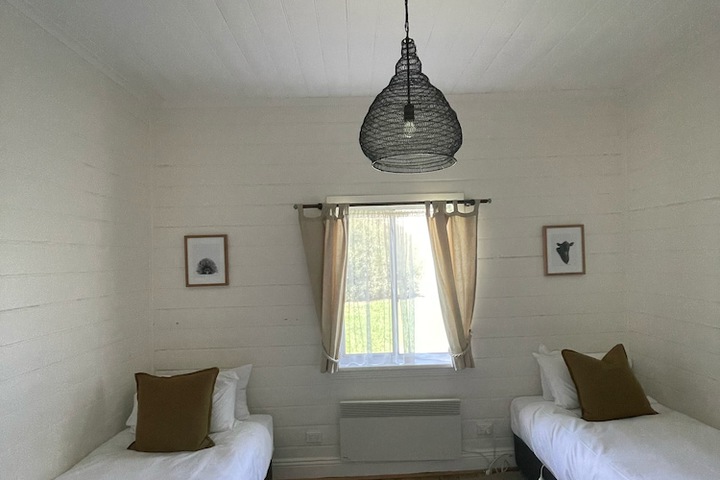 Room 95 of 164