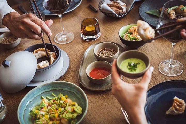 Dining 62 of 135