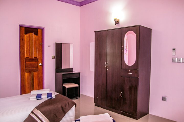 Room 18 of 19
