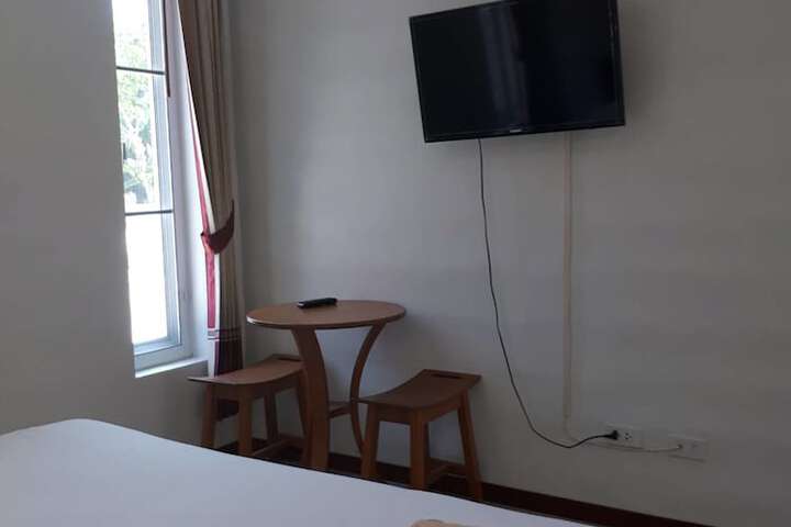 Room 7 of 23