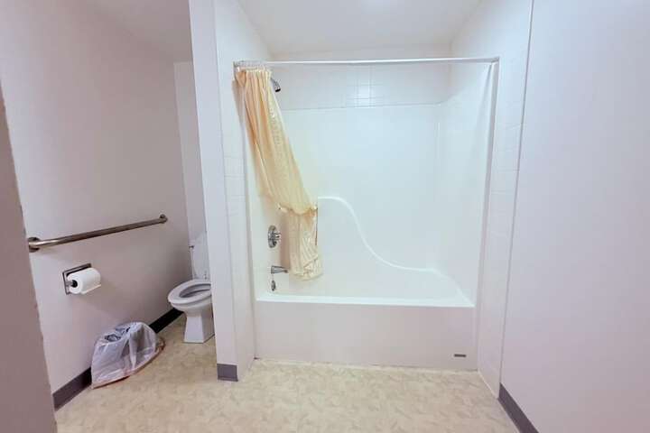 Room 20 of 24