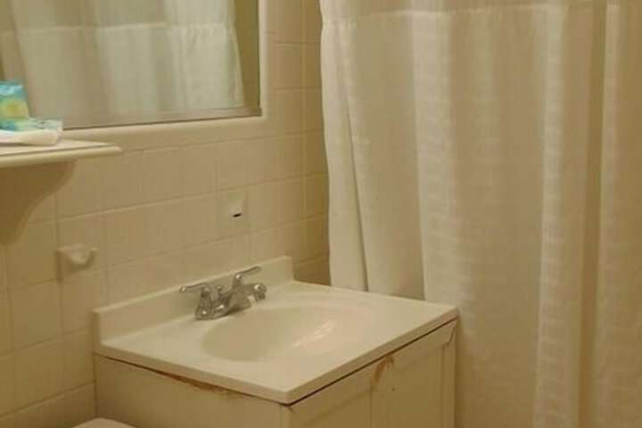 Room 15 of 20