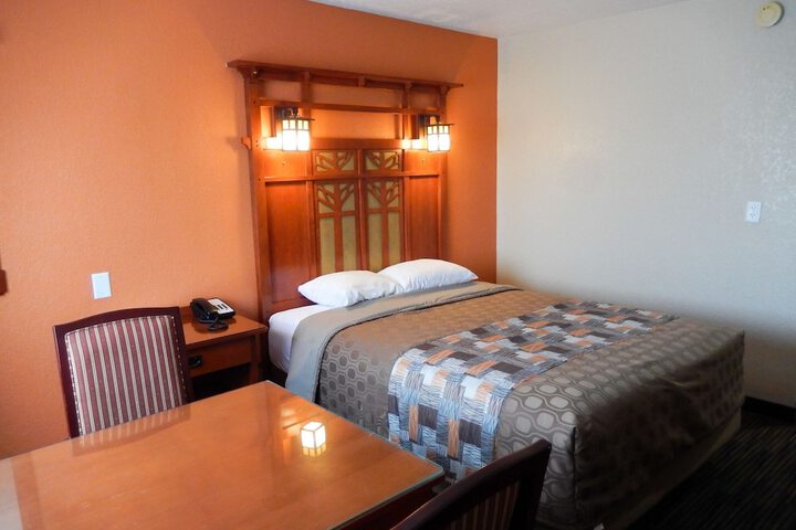 Room 21 of 44