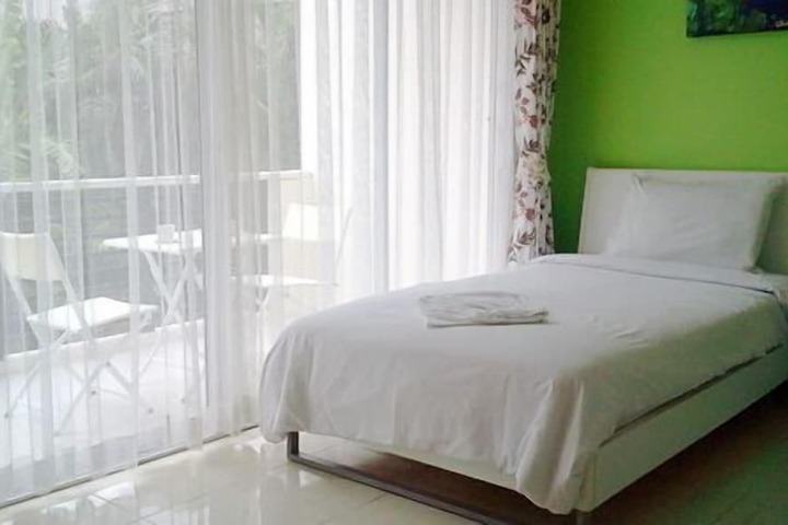 Room 28 of 71