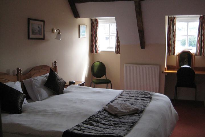 Room 8 of 24