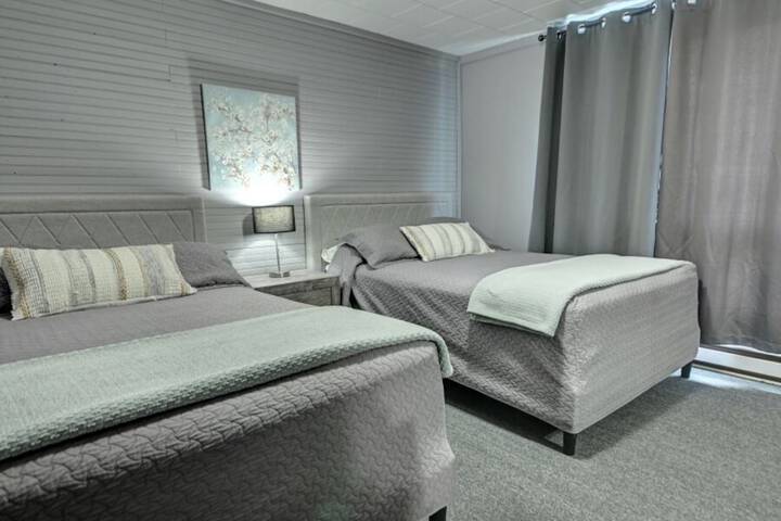 Room 2 of 12