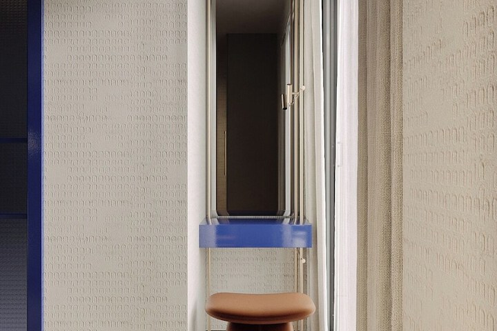 Room 15 of 74