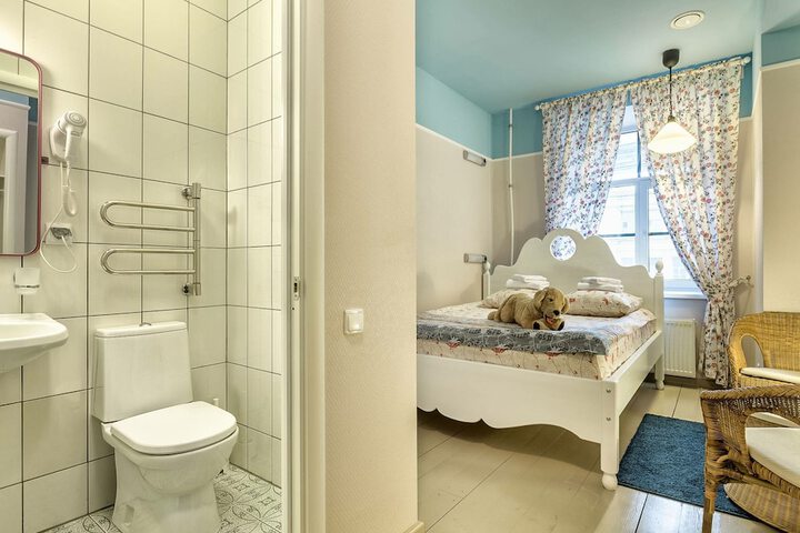 Room 8 of 21