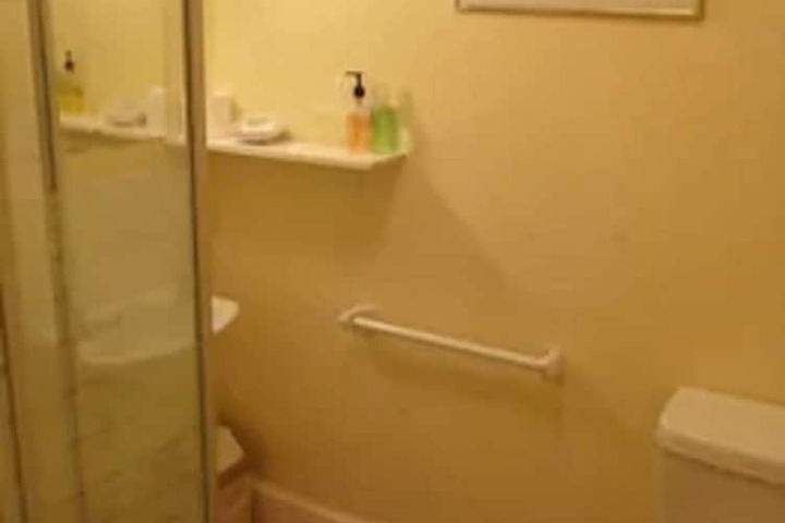 Clean Restrooms