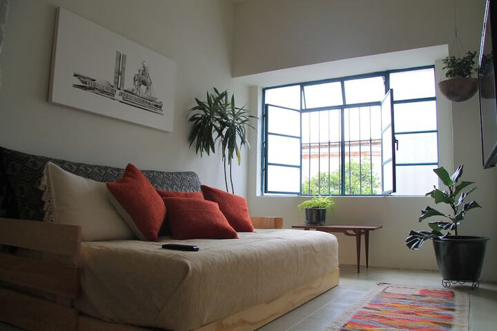 Room 9 of 48