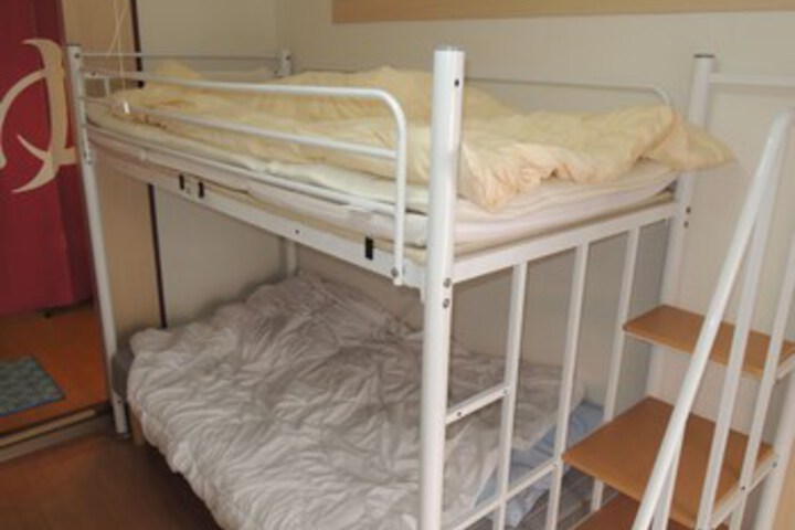Room 28 of 84
