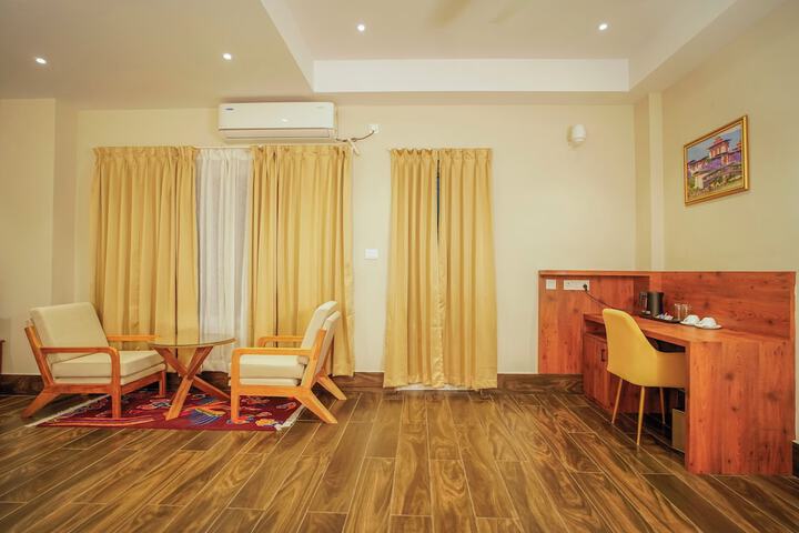 Room 15 of 25