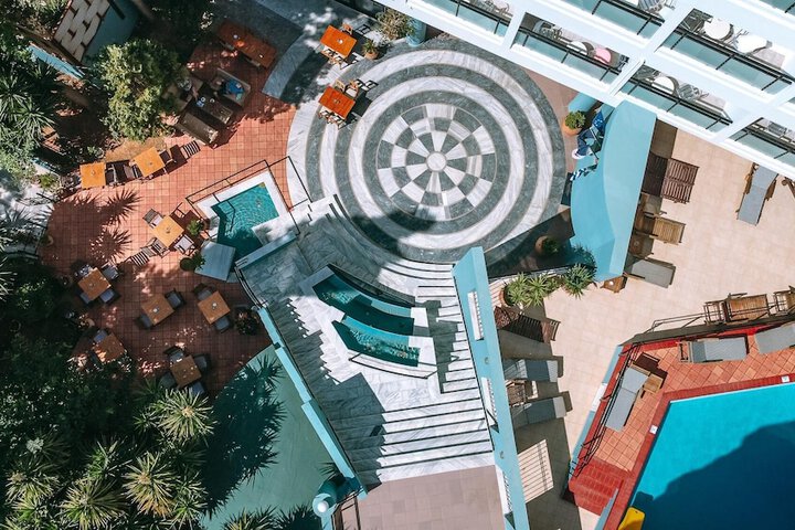 Pool 39 of 78