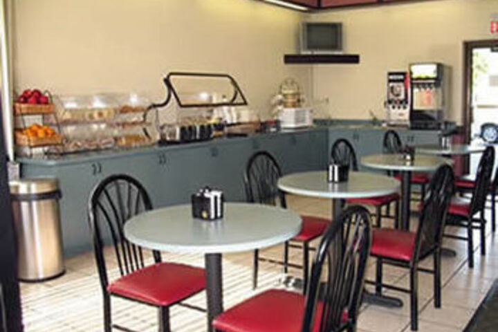 Breakfast/Coffee Service 6 of 29