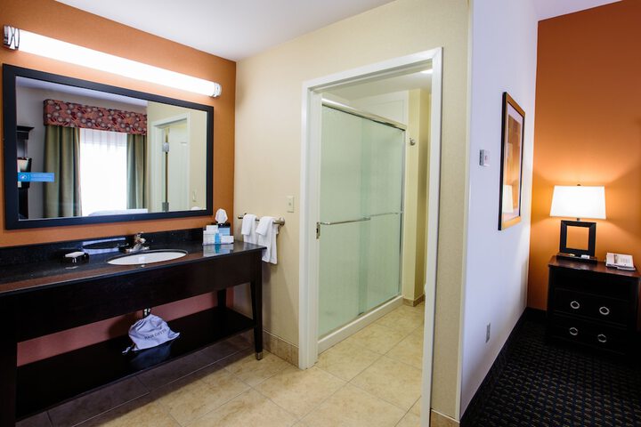 Room 44 of 94