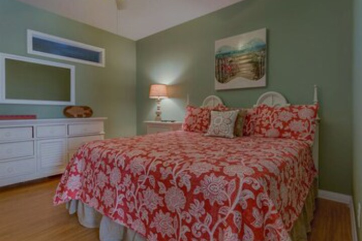 Room 28 of 29