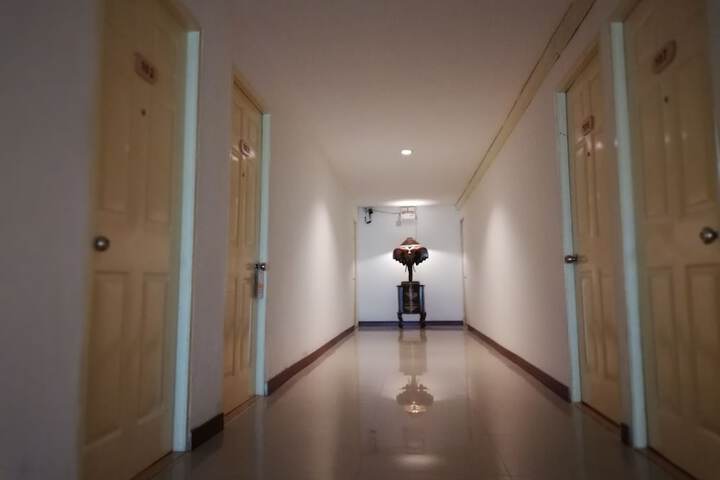 Ballroom/Hall 33 of 39