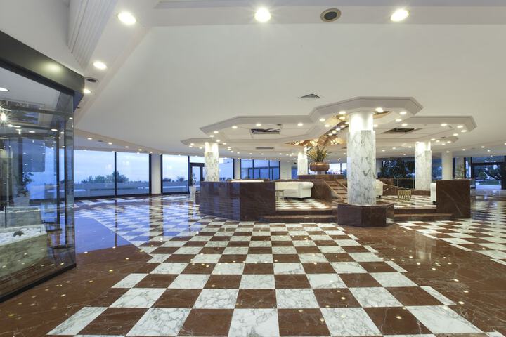 Hotel 3 of 143