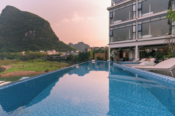 Pool 88 of 126