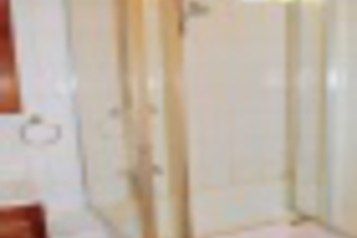 Room 351 of 768