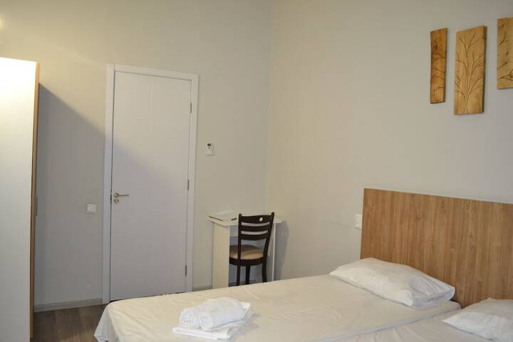 Room 49 of 131