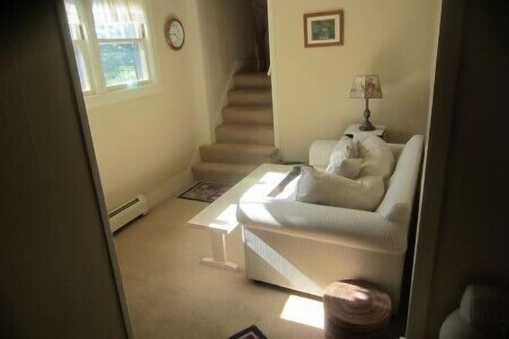 Room 15 of 25