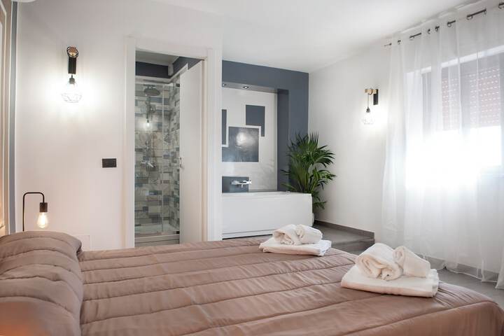Room 8 of 35