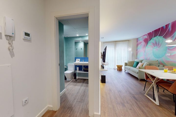 Room 47 of 83