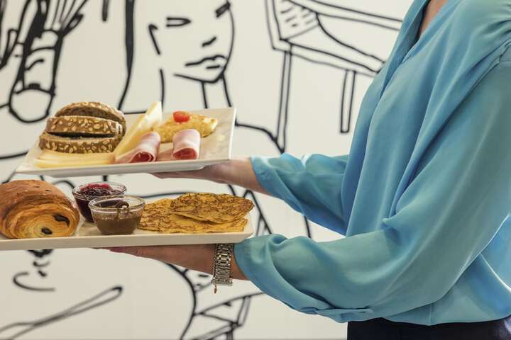 Breakfast/Coffee Service 11 of 20