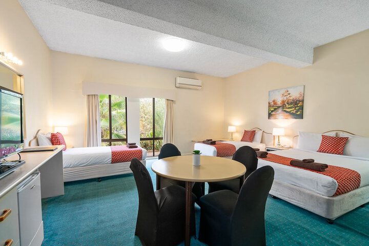 Room 15 of 35