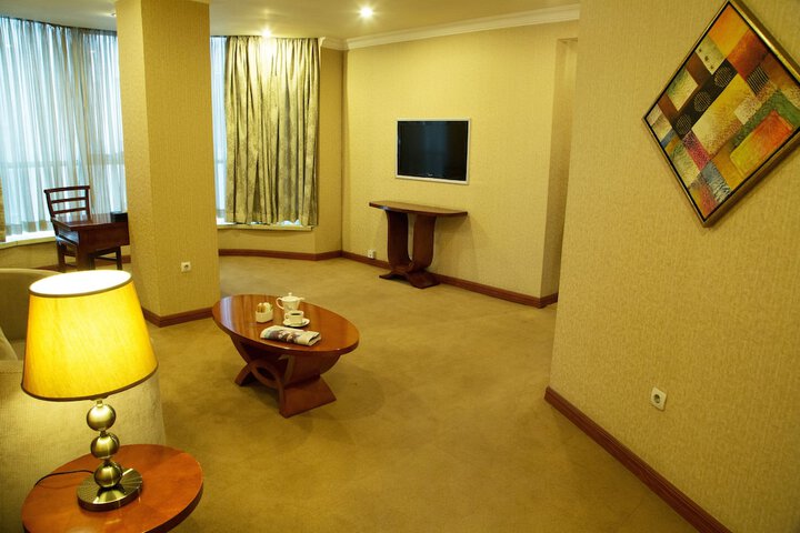 Room 36 of 75