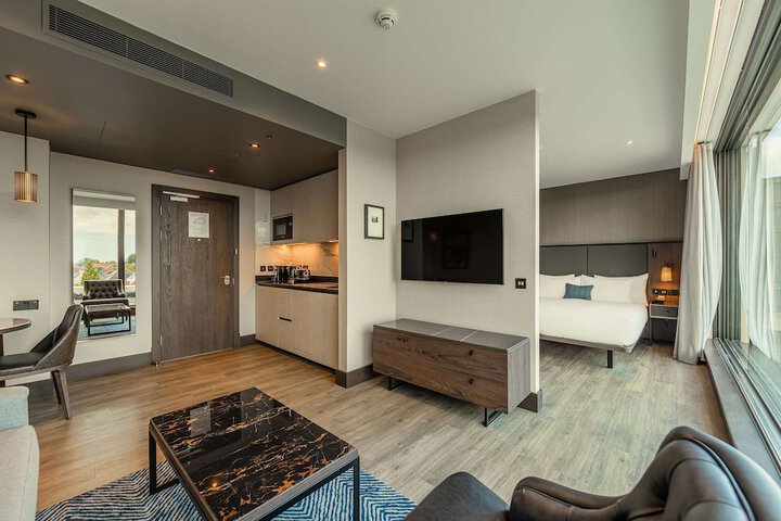 Room 50 of 132