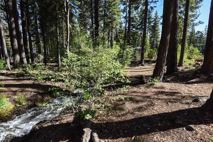 Property Grounds 26 of 29