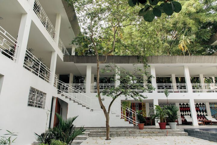 Room 14 of 27