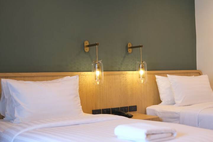 Room 3 of 31