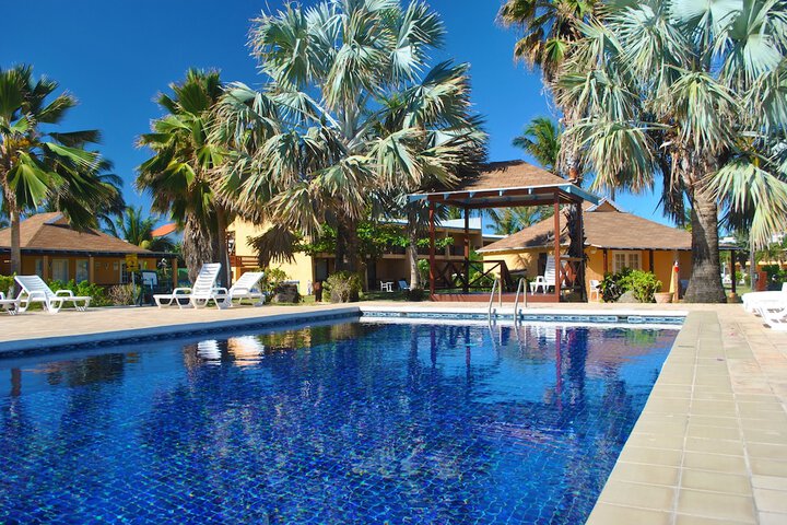 Pool 40 of 56