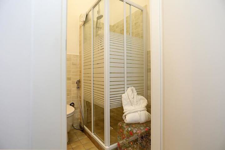 Clean Restrooms